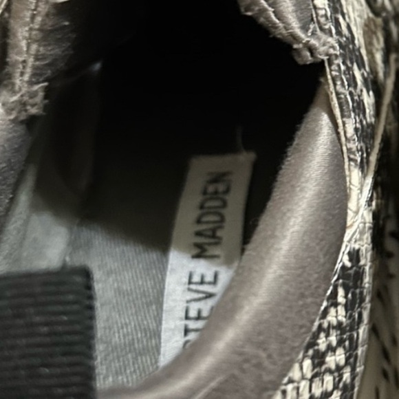 Steve Madden Sporty Cliff Sneakers Size 8.5 - Picture 9 of 9
